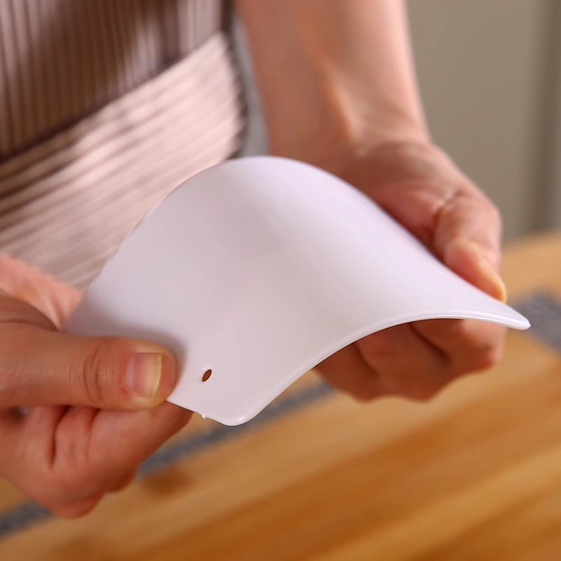 1pcs Useful Curved Cream Spatu - Bench Scraper Dough incelemesi ve fiyatı